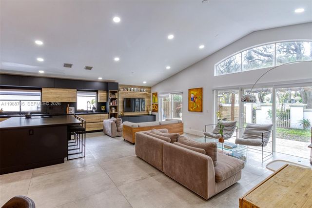 3464 SW 51st St, Hollywood, FL 33312