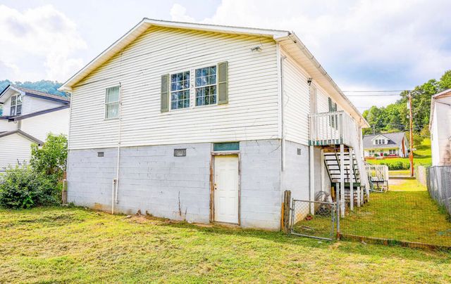 381 N Highway 413, Baxter, KY 40806