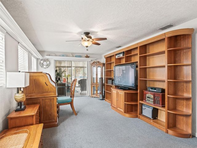 1424 S US 301, Sumterville, FL 33585