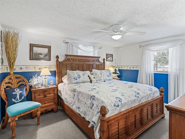 1424 S US 301, Sumterville, FL 33585