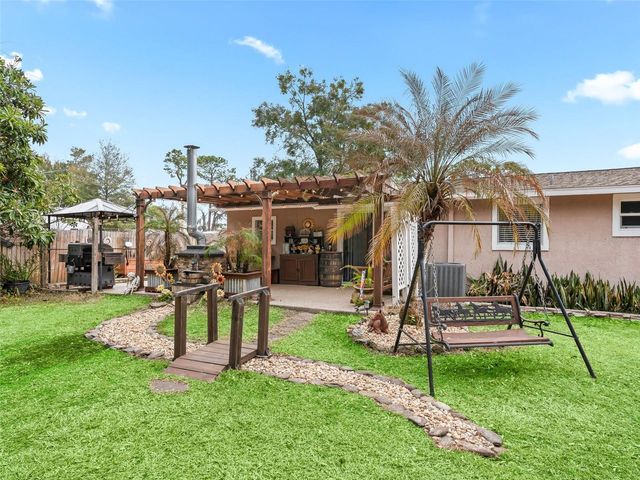 1424 S US 301, Sumterville, FL 33585