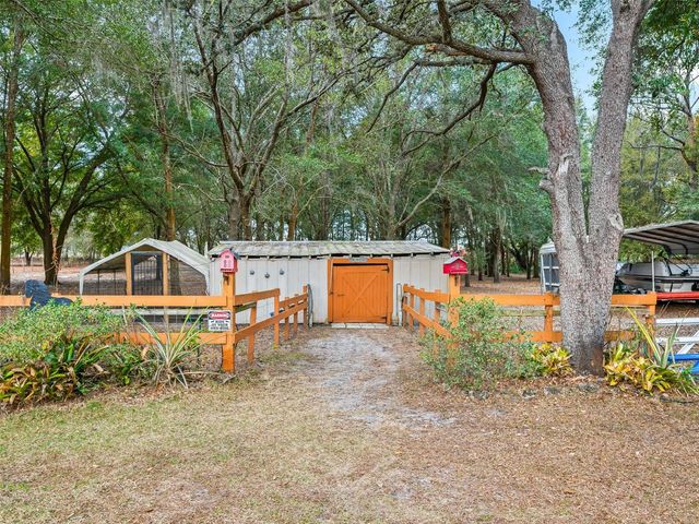 1424 S US 301, Sumterville, FL 33585