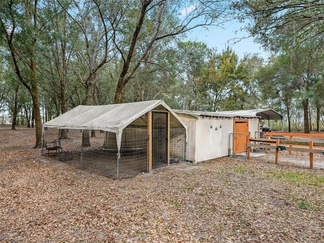 1424 S US 301, Sumterville, FL 33585