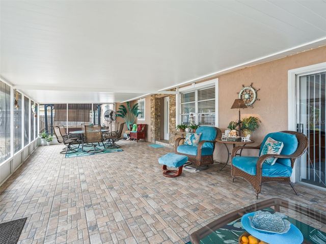 1424 S US 301, Sumterville, FL 33585