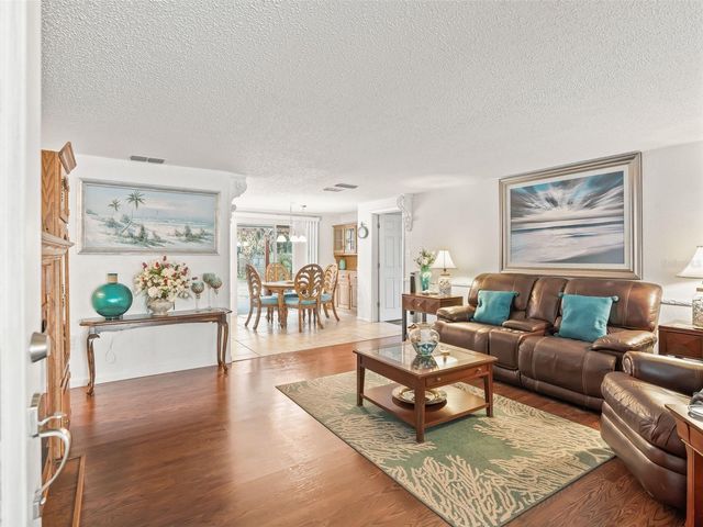 1424 S US 301, Sumterville, FL 33585