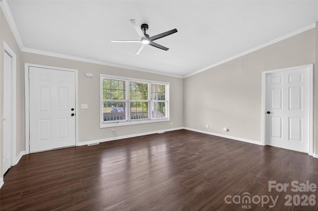 5000 Kerr Lane, Charlotte, NC 28216