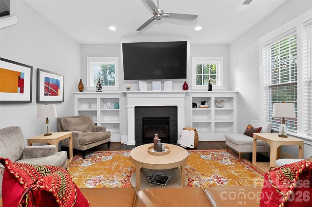 5222 Kelly Street, Charlotte, NC 28205