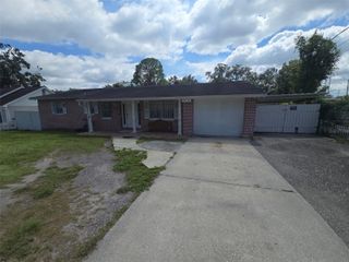 2114 W SITKA STREET, Tampa, FL 33604