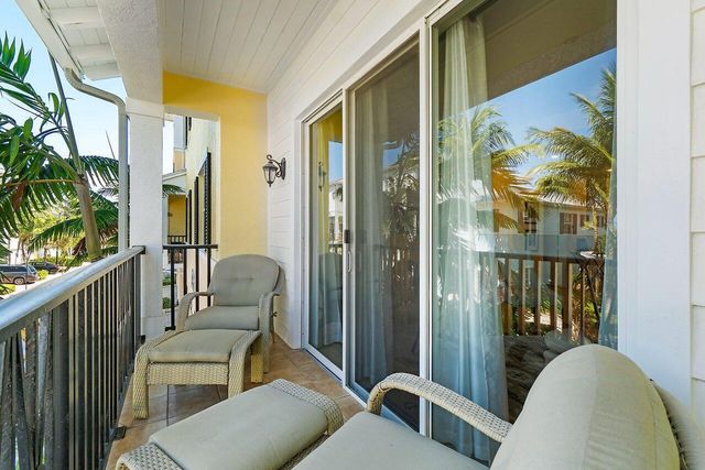 226 N Latitude Circle 207, Delray Beach, FL 33483