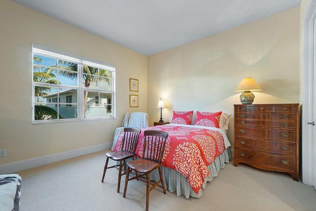 226 N Latitude Circle 207, Delray Beach, FL 33483