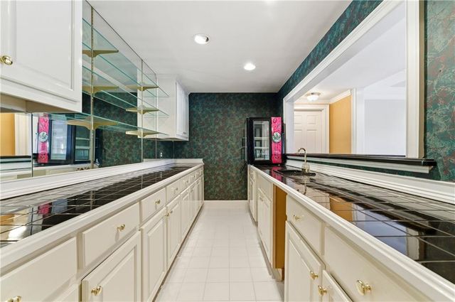 406 COLONSAY Drive, Johns Creek, GA 30097