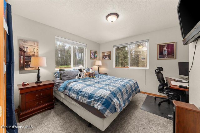 117 Old Forest RD, Spirit Lake, ID 83869