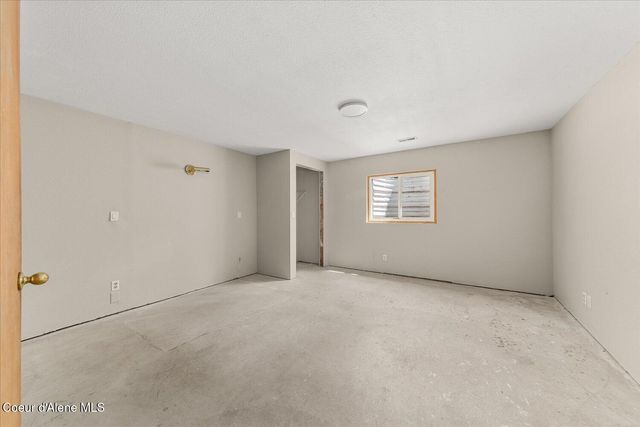 117 Old Forest RD, Spirit Lake, ID 83869