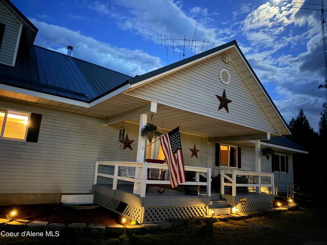 117 Old Forest RD, Spirit Lake, ID 83869