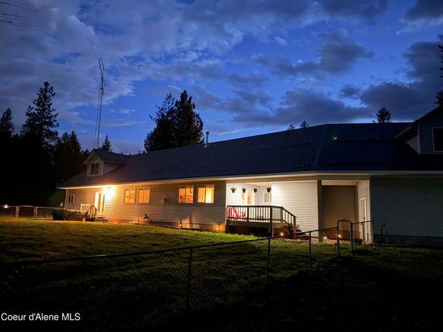 117 Old Forest RD, Spirit Lake, ID 83869