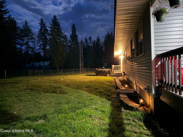 117 Old Forest RD, Spirit Lake, ID 83869