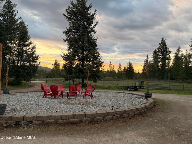 117 Old Forest RD, Spirit Lake, ID 83869