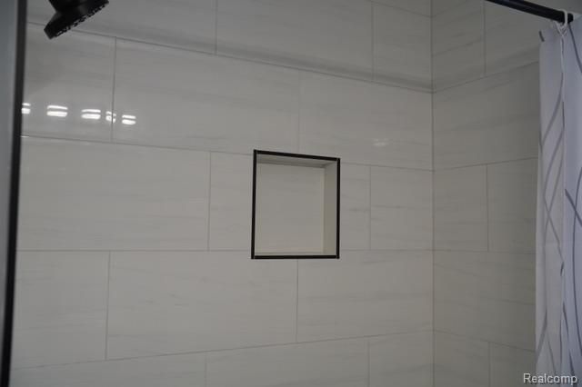 1890 Welch Road, Commerce Charter Township, MI 48390