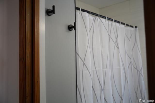 1890 Welch Road, Commerce Charter Township, MI 48390