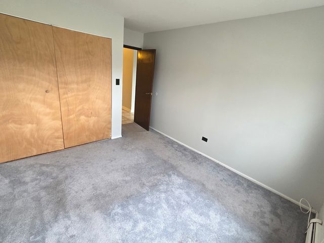 212 Shorewood Drive 2D, Glendale Heights, IL 60139