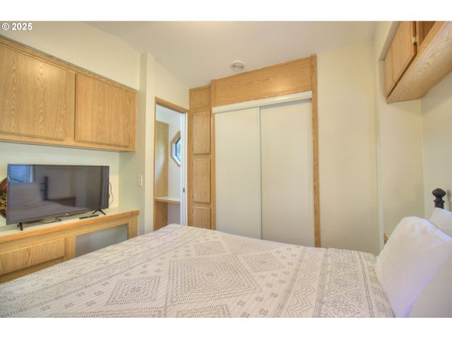 19921 WHALESHEAD Rd C15, Brookings, OR 97415