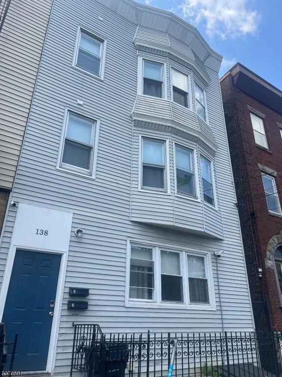 138 New York Ave, Newark City, NJ 07105