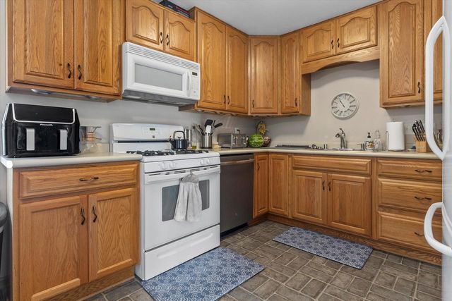 4254 Pine Ridge LANE, Racine, WI 53403