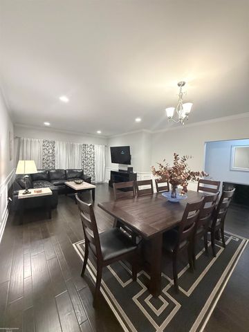 5531 Arbor Chase Drive, Ann Arbor, MI 48103