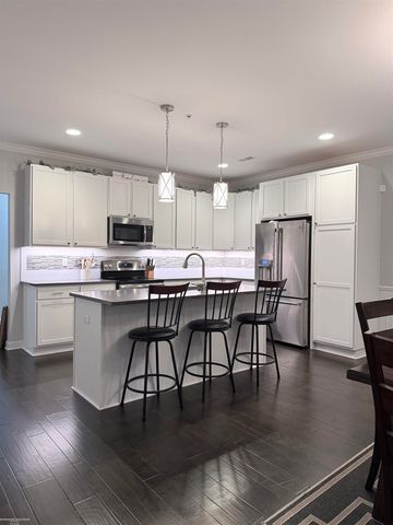 5531 Arbor Chase Drive, Ann Arbor, MI 48103