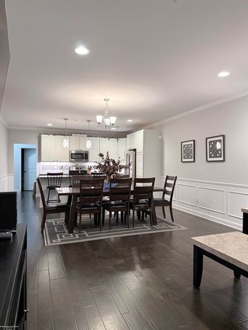 5531 Arbor Chase Drive, Ann Arbor, MI 48103