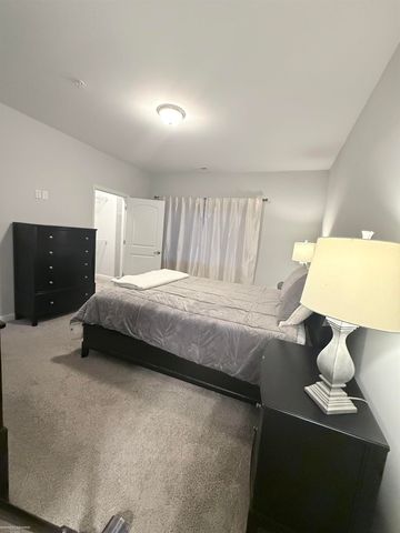 5531 Arbor Chase Drive, Ann Arbor, MI 48103
