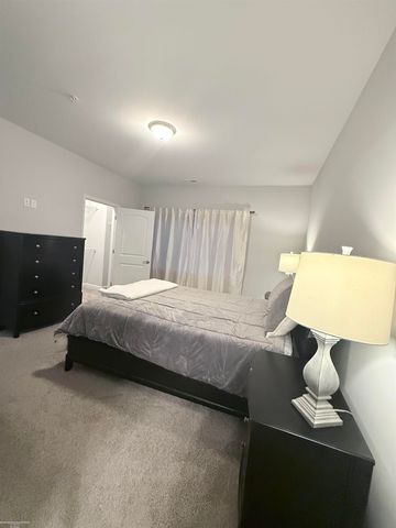 5531 Arbor Chase Drive, Ann Arbor, MI 48103