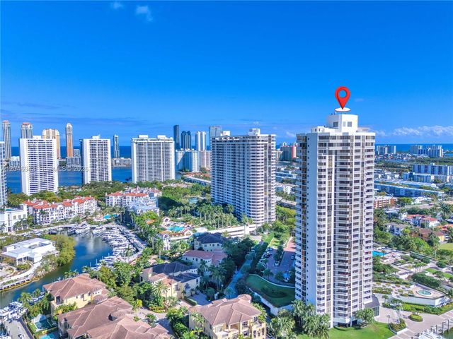 1000 W Island Blvd 1206, Aventura, FL 33160