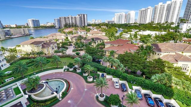 1000 W Island Blvd 1206, Aventura, FL 33160