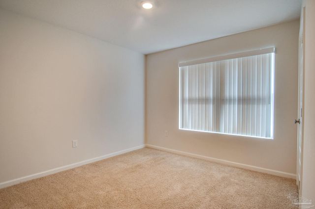 7408 Oak Lake Blvd, Pensacola, FL 32526