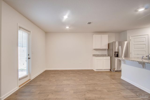 7408 Oak Lake Blvd, Pensacola, FL 32526