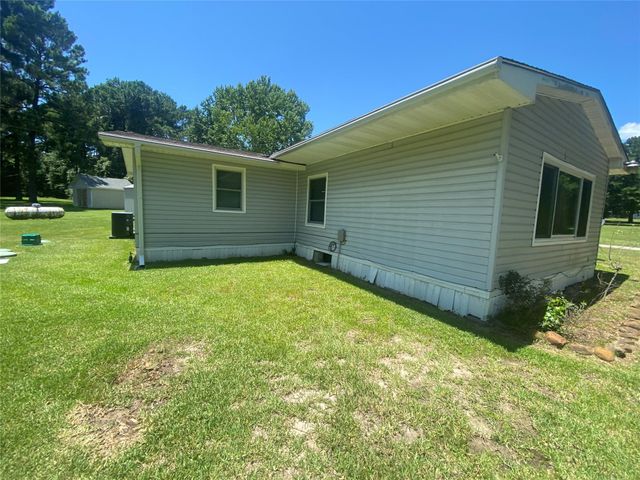 295 Lazy Hollow Lane, Livingston, TX 77351