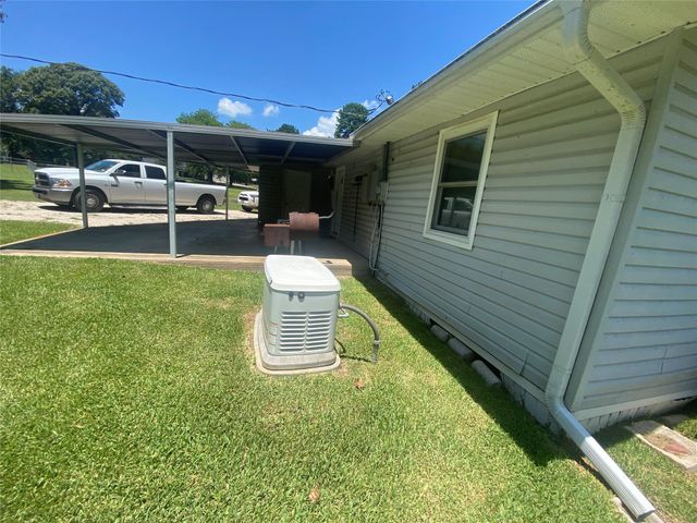 295 Lazy Hollow Lane, Livingston, TX 77351