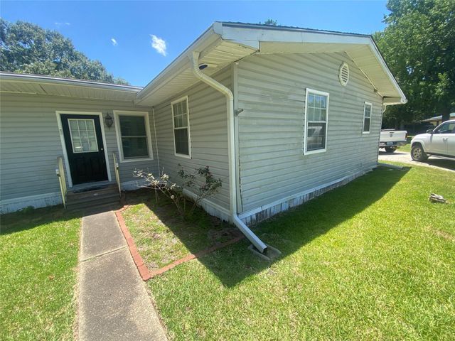 295 Lazy Hollow Lane, Livingston, TX 77351