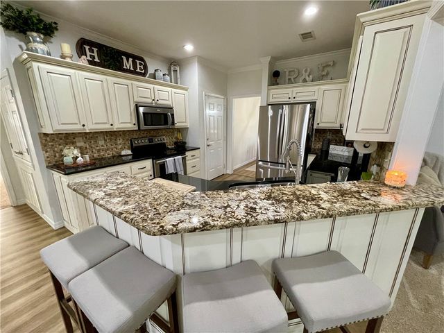 126 Salmon Lane, Russellville, AR 72802