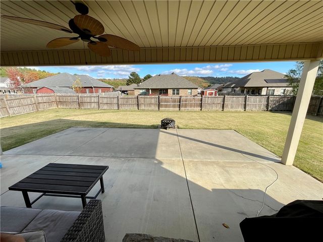 126 Salmon Lane, Russellville, AR 72802