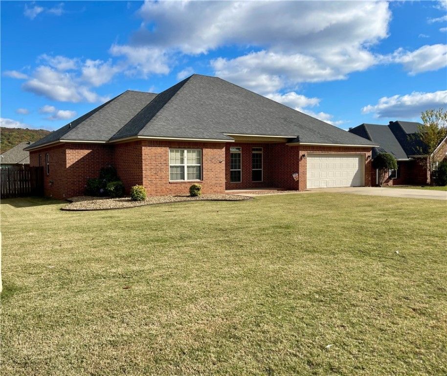 126 Salmon Lane, Russellville, AR 72802