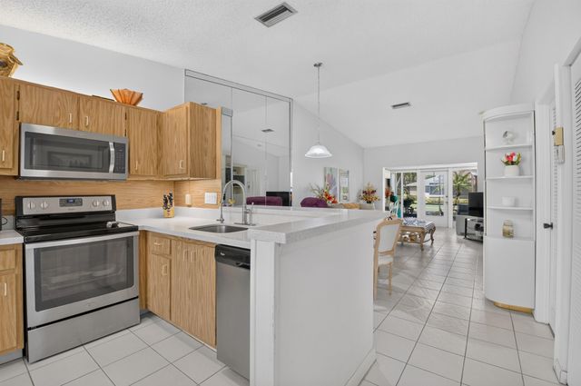 18925 Argosy Drive B, Boca Raton, FL 33496