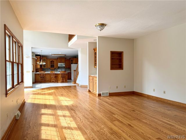 9239 Carpenter Road, Eden, NY 14057
