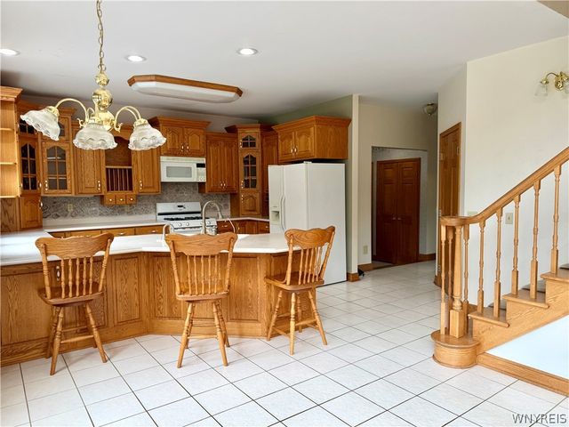 9239 Carpenter Road, Eden, NY 14057