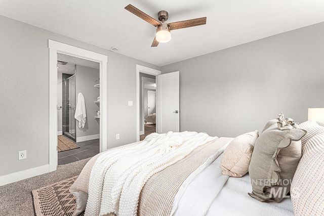 670 S Berwick Dr, Boise, ID 83706