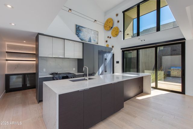 1333 E POMELO GROVE Lane, Phoenix, AZ 85014