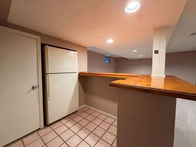 18220 Duck Lake Trail, Eden Prairie, MN 55346