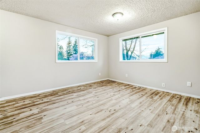 558 SW 298th Street, Federal Way, WA 98023