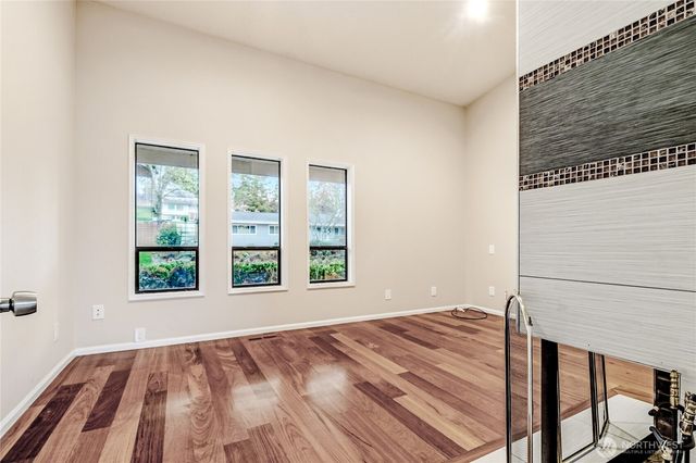 558 SW 298th Street, Federal Way, WA 98023